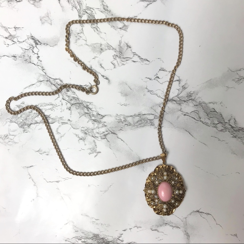 Vintage Avon Necklace